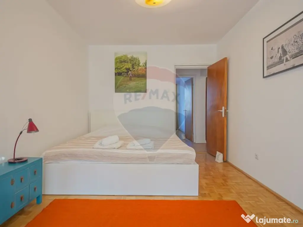 Apartament cu 3 camere de închiriat B-dul Victoriei 