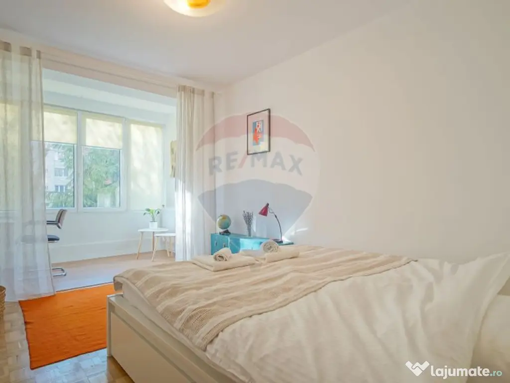 Apartament cu 3 camere de închiriat B-dul Victoriei 