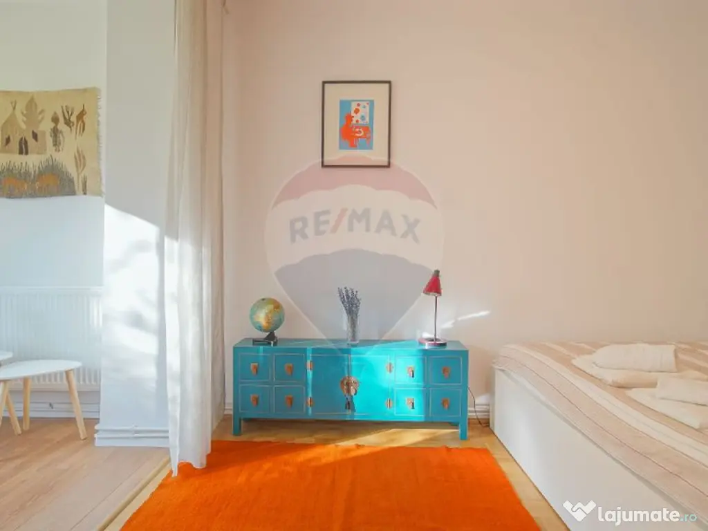 Apartament cu 3 camere de închiriat B-dul Victoriei 