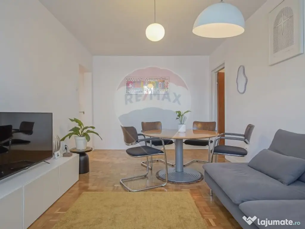 Apartament cu 3 camere de închiriat B-dul Victoriei 
