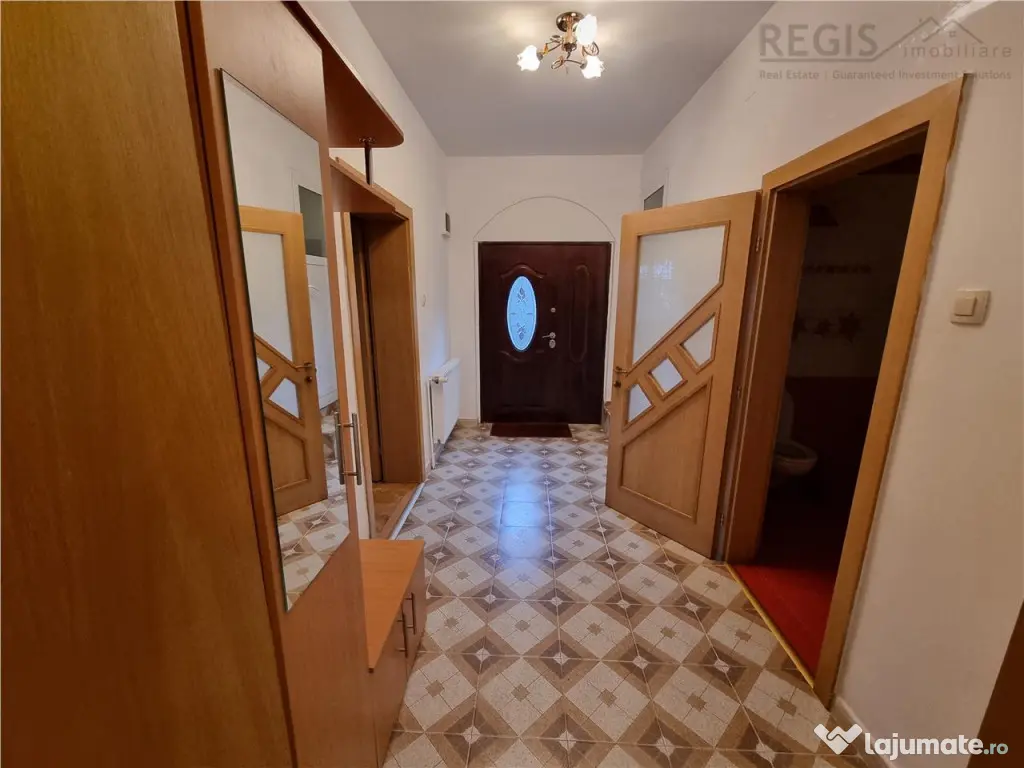 Apartament 3 camere la casa , zona Florilor 