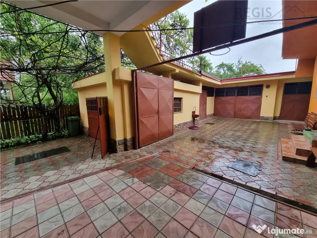 Apartament 3 camere la casa , zona Florilor 