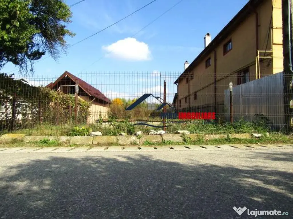 Teren intravilan 1000 mp, Aninoasa - aprox 6 km de Targovis 