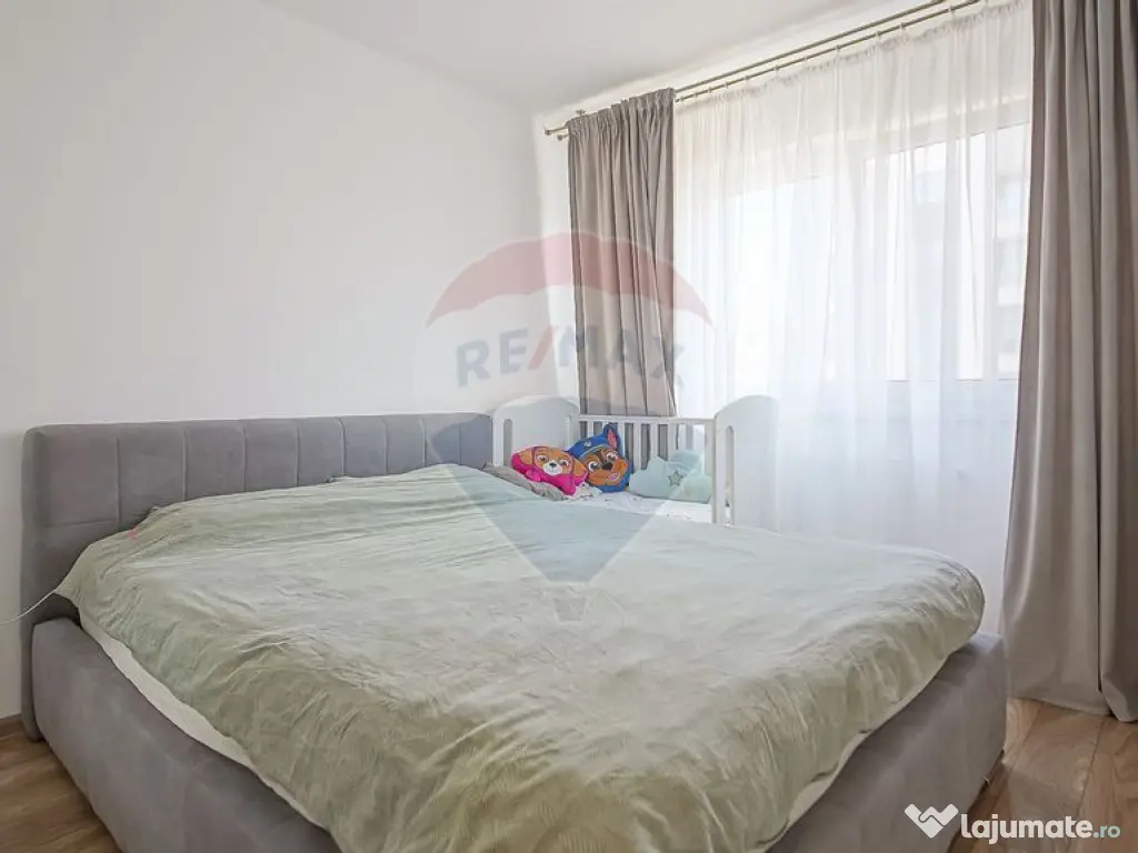 Apartament cu 2 camere și boxă de vânzare la Top City ... 