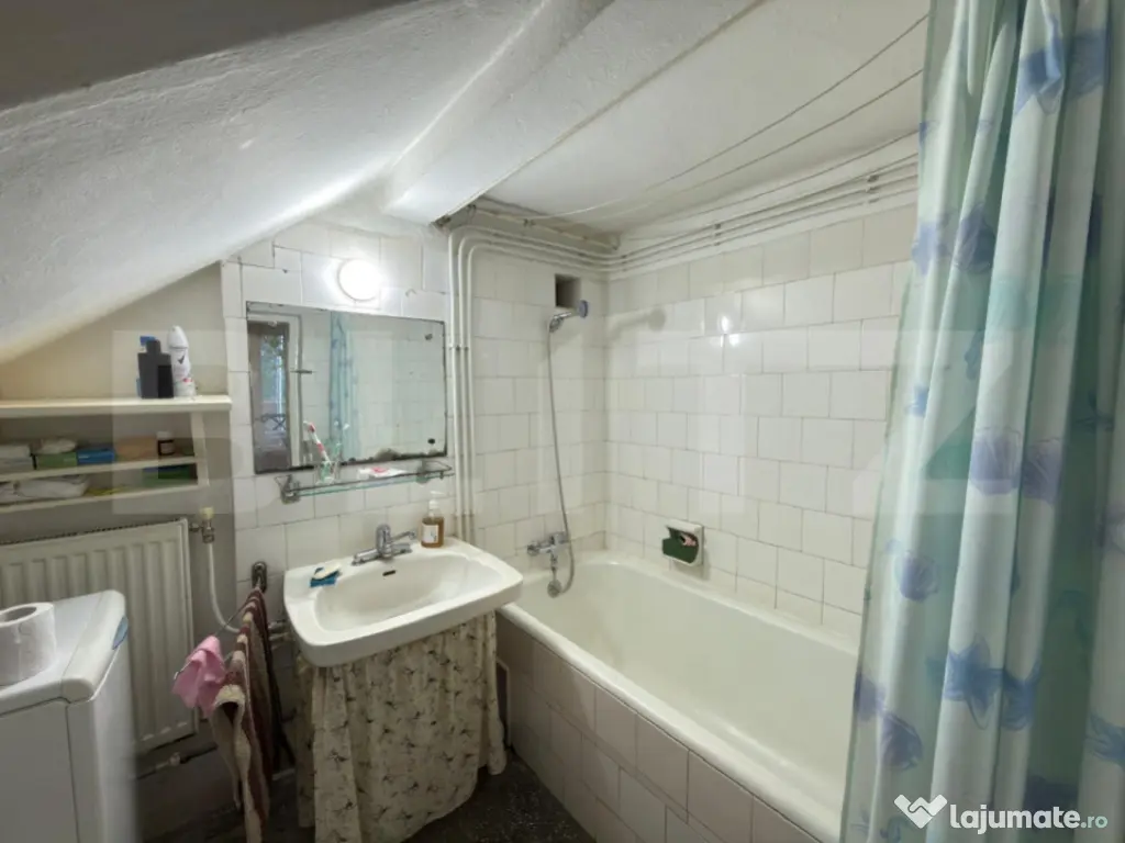 Casă de vânzare, 125 mp utili, zonă Centrală