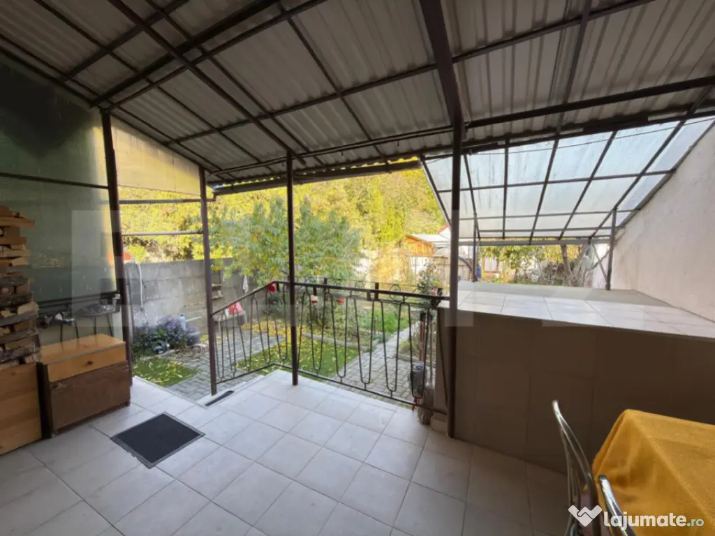 Casă de vânzare, 125 mp utili, zonă Centrală