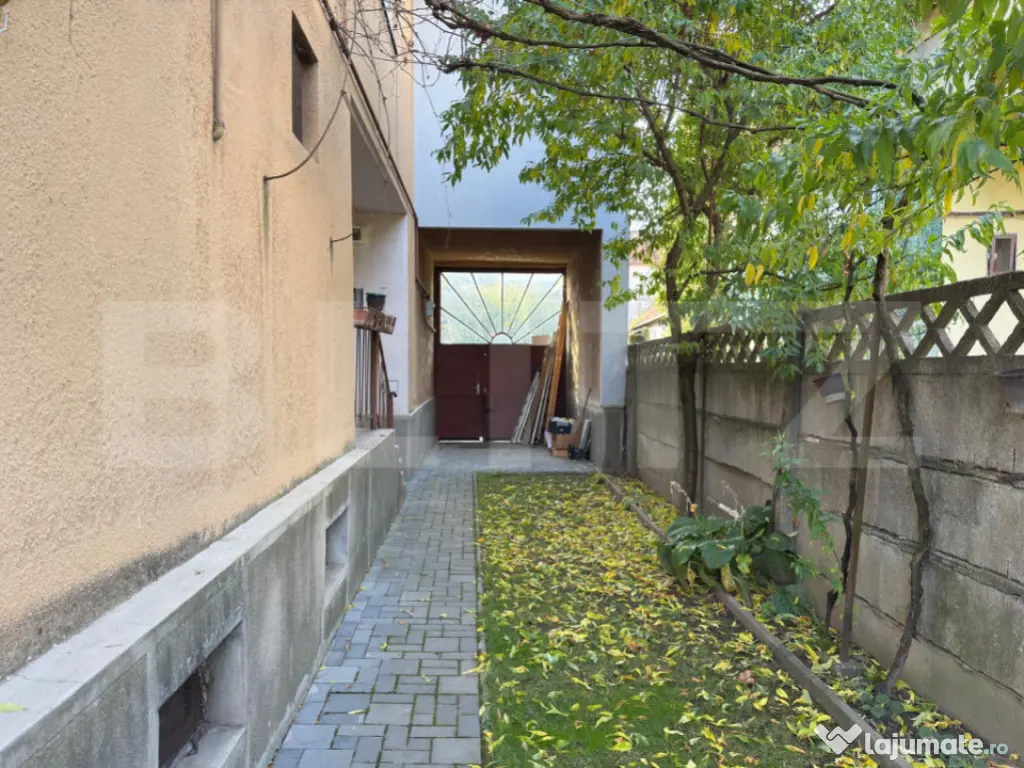 Casă de vânzare, 125 mp utili, zonă Centrală