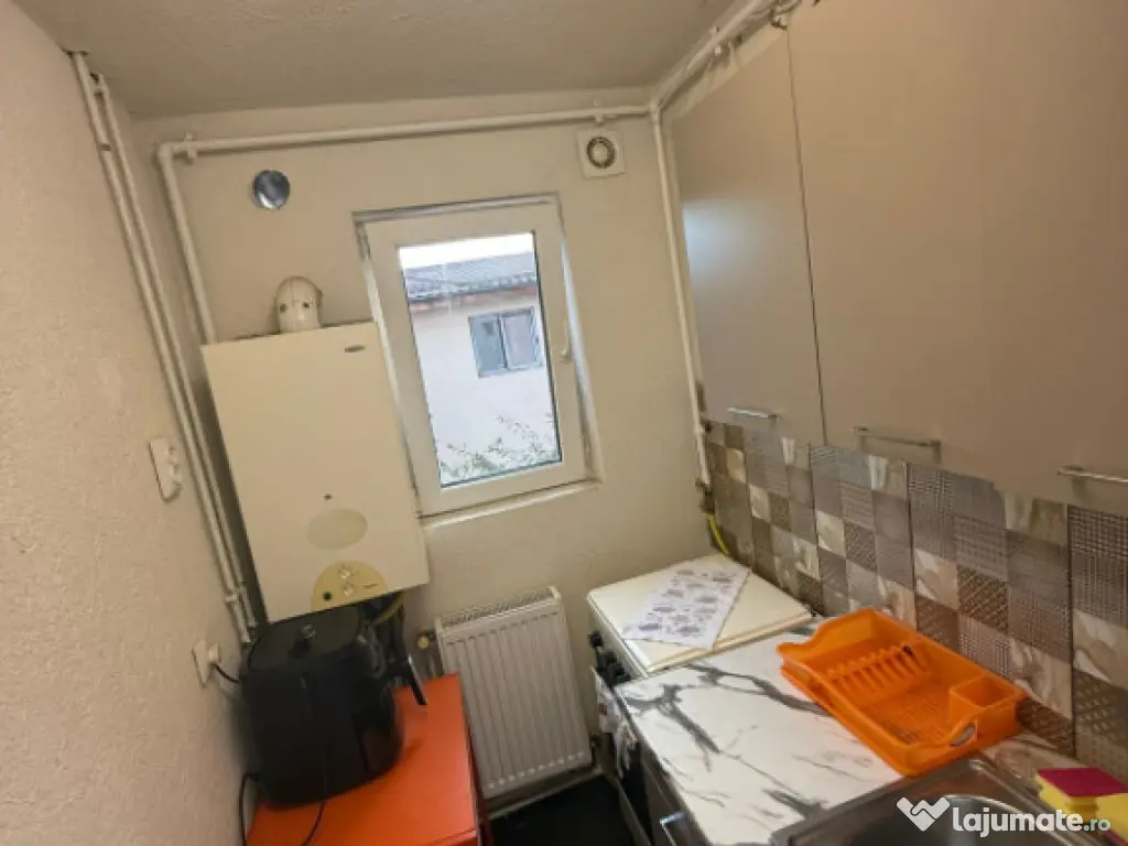 GARSONIERA DE VANZARE GIULESTI SARBI 