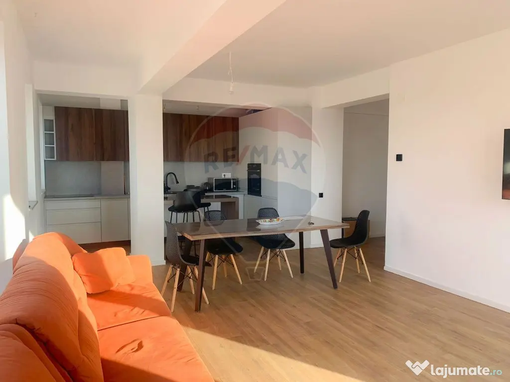 Apartament 5 camere de închiriat în Complexul Rezidenț...