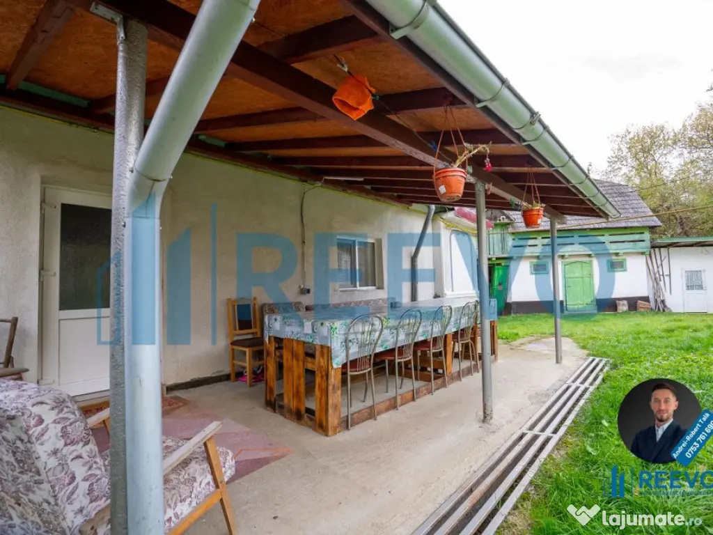 Casă de vânzare, pe Str. Profesor Doctor Bgdasar nr. 1,...