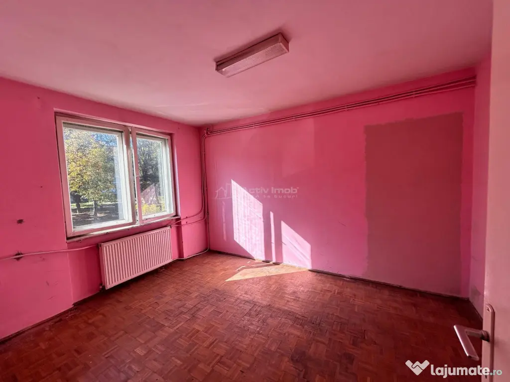 Resita, 3 Cam,cf.1 Semidec.et.1,Central