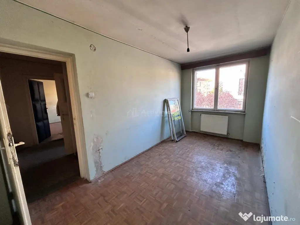 Resita, 3 Cam,cf.1 Semidec.et.1,Central