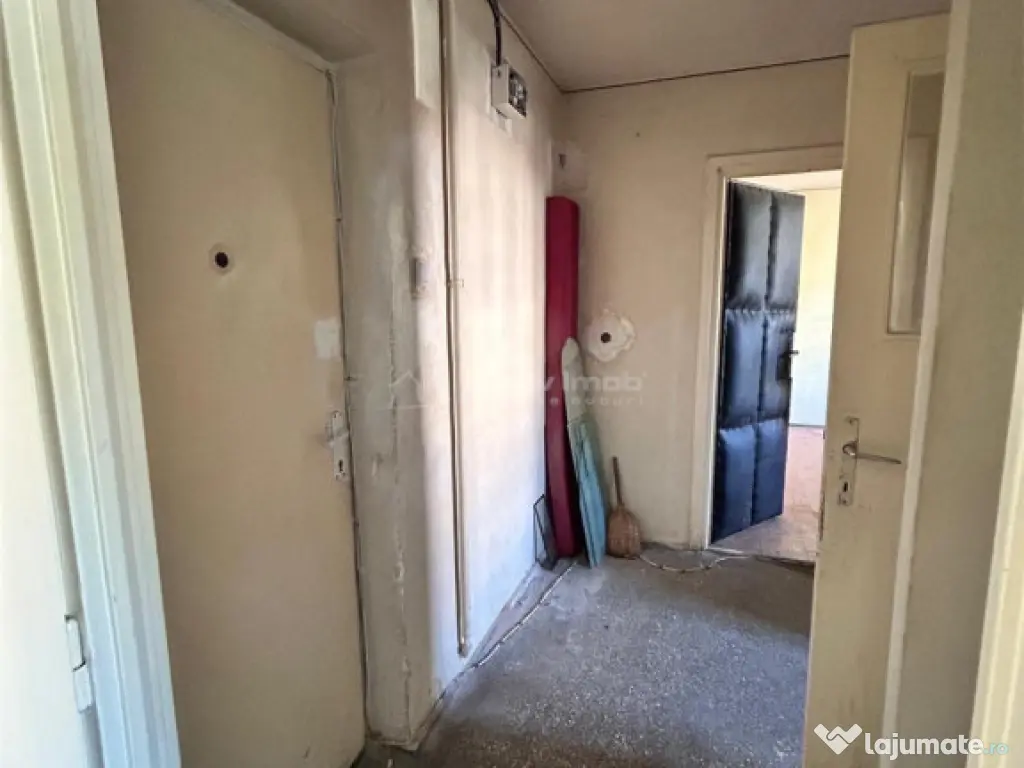 Resita, 3 Cam,cf.1 Semidec.et.1,Central