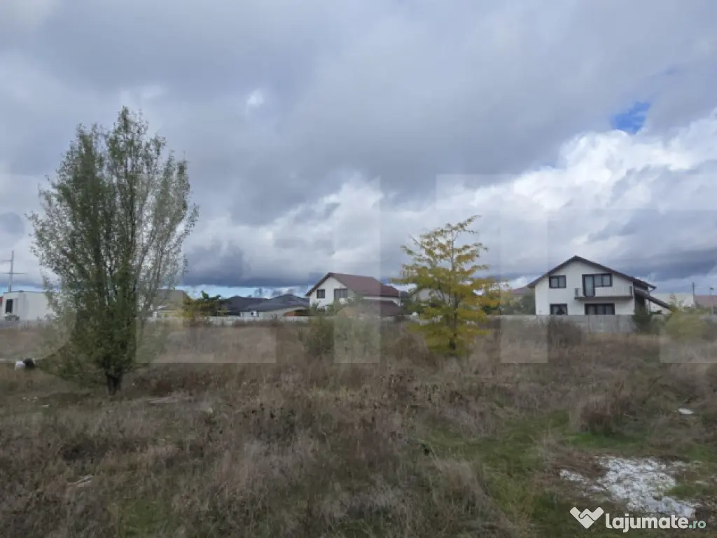 Teren intravilan 2.000 mp, zona Selgros