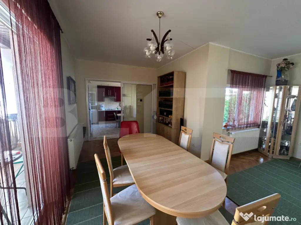 Apartament 3 camere, 223.40 mp, zona Titulescu