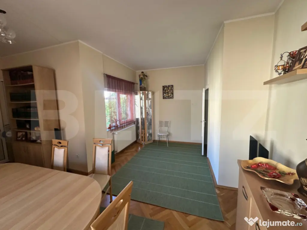 Apartament 3 camere, 223.40 mp, zona Titulescu