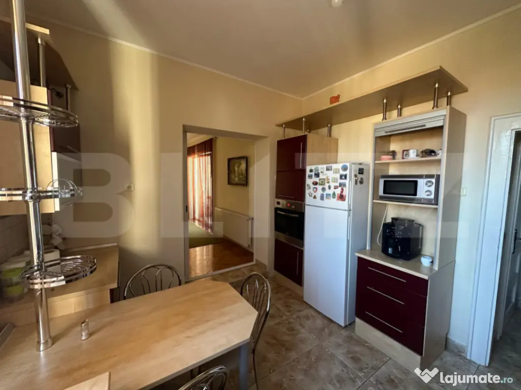 Apartament 3 camere, 223.40 mp, zona Titulescu