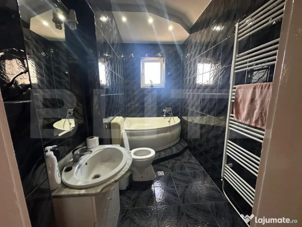 Apartament 3 camere, 223.40 mp, zona Titulescu