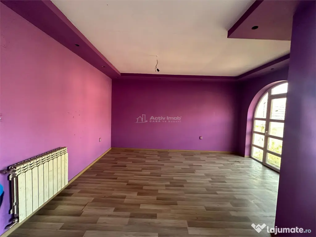 REPREZENARE EXCLUSIVA - Casa P E , constructie noua, garaj s