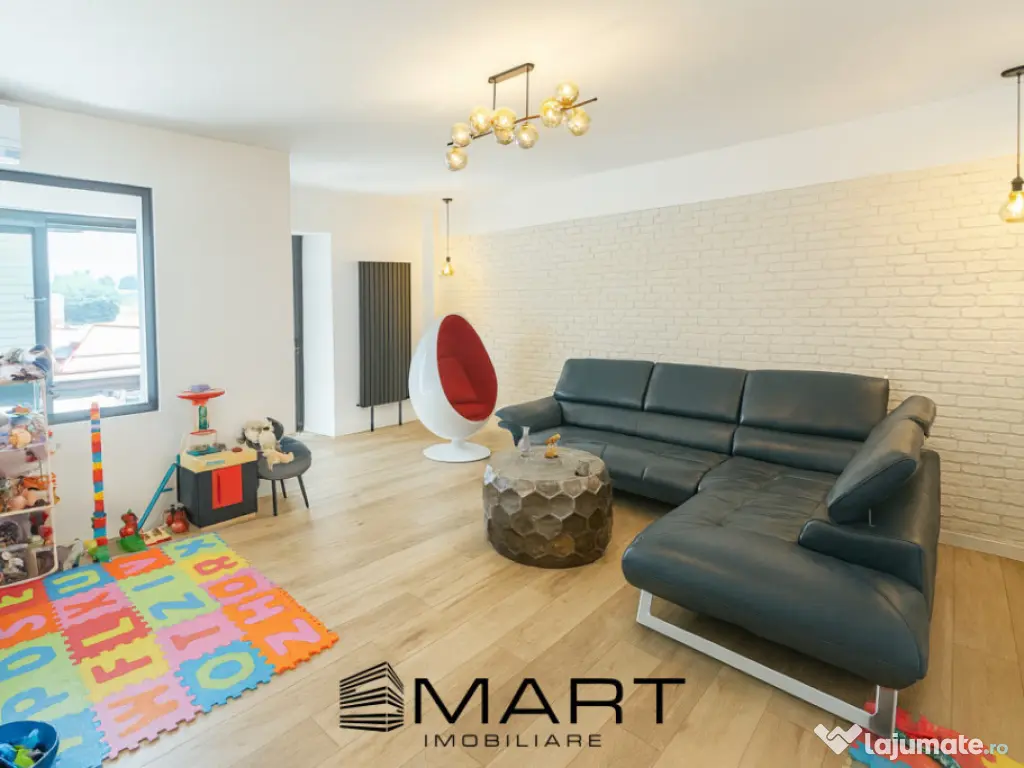 Apartament 4 camere în Centrul Civic, Brașov – 105 mp 