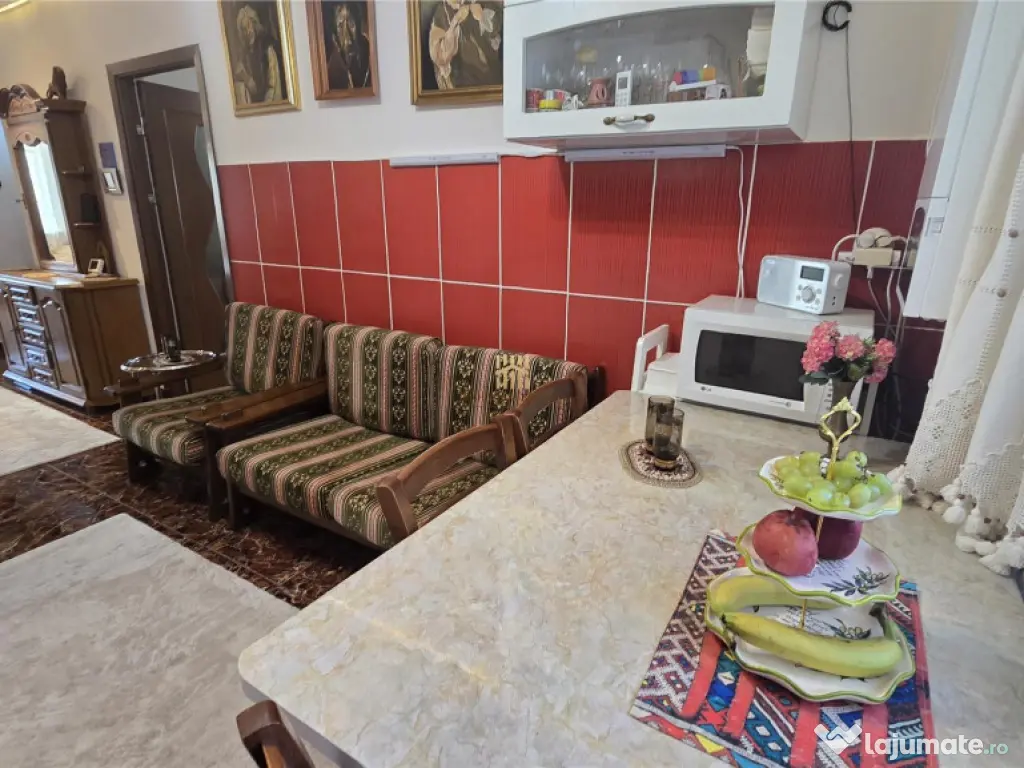 Apartament 4 camere – bloc Belvedere! Suceava! De ! 072... 