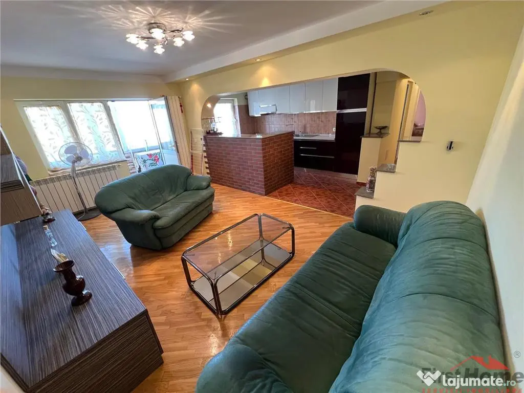 Apartament 3 camere, etaj 3/4, zona Inspectoratul Scolar ...