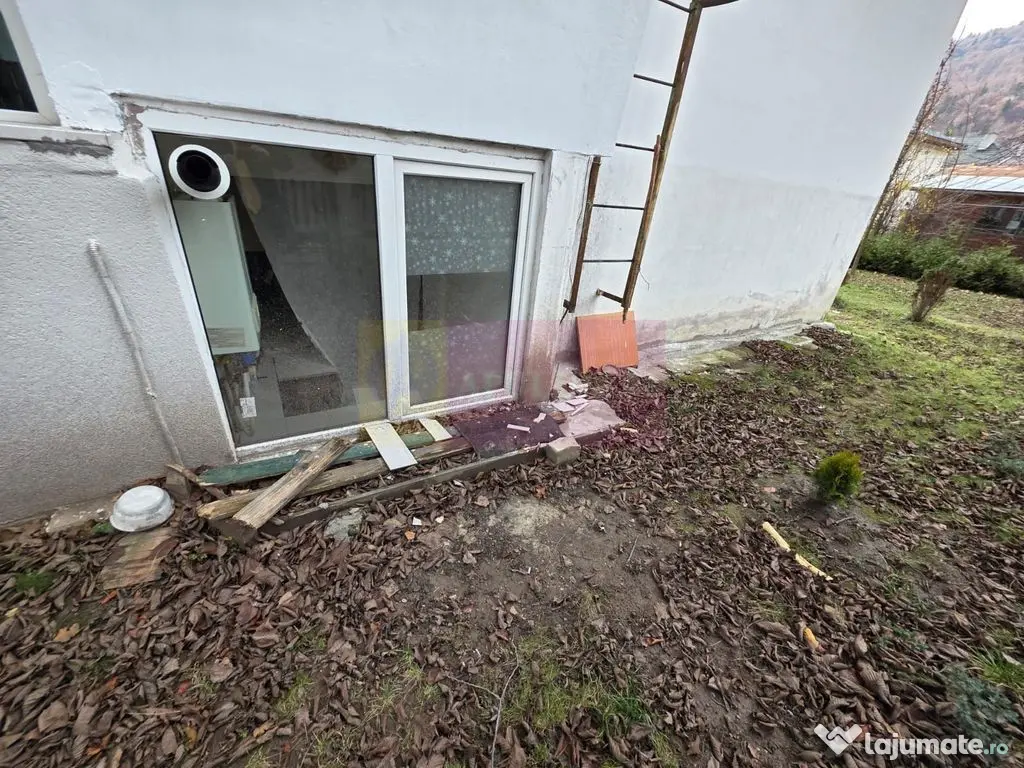 Apartament de vanzare cu 2 camere in Azuga 