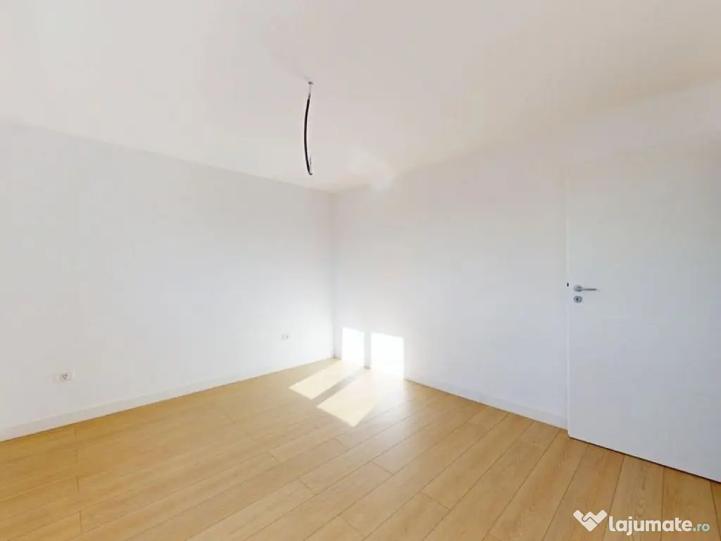 CASA DE LANGA PADURE, Clinceni str. Mierlei 73J 