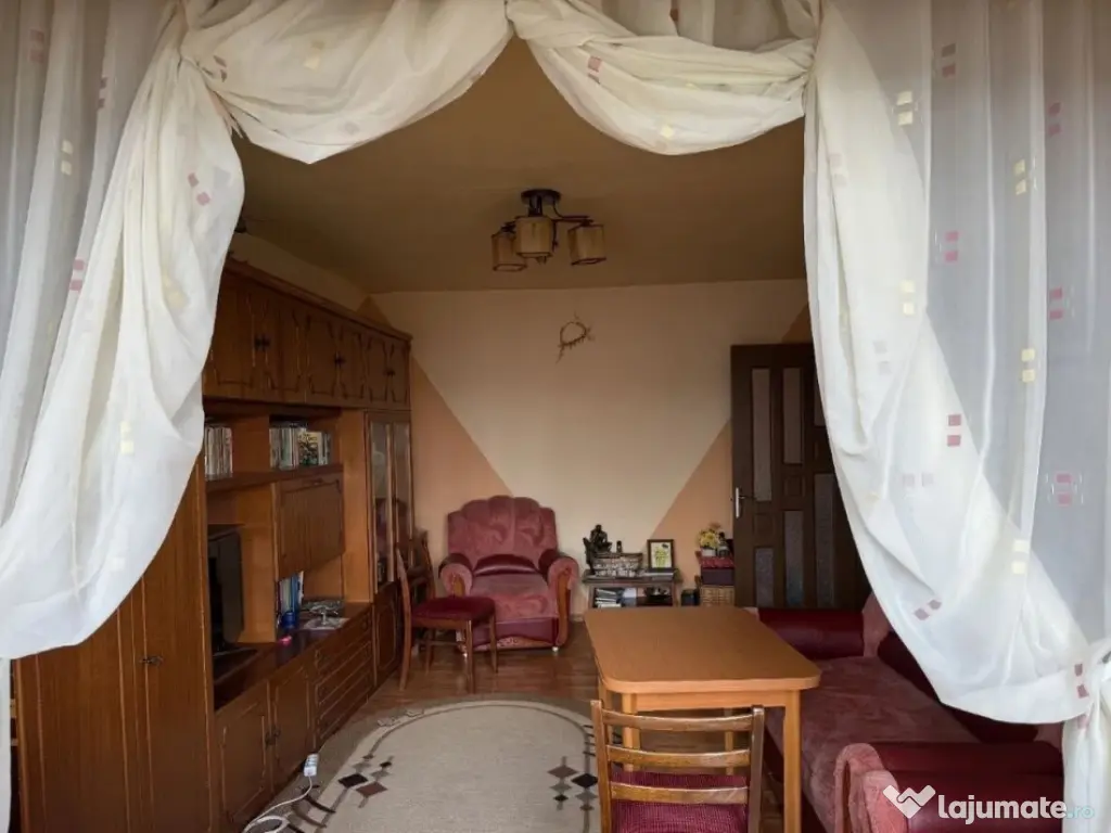 9Mai - 4cam,cf1A, dec, 4/4, 2 balc, 2bai, mobilat- 104000 eu 