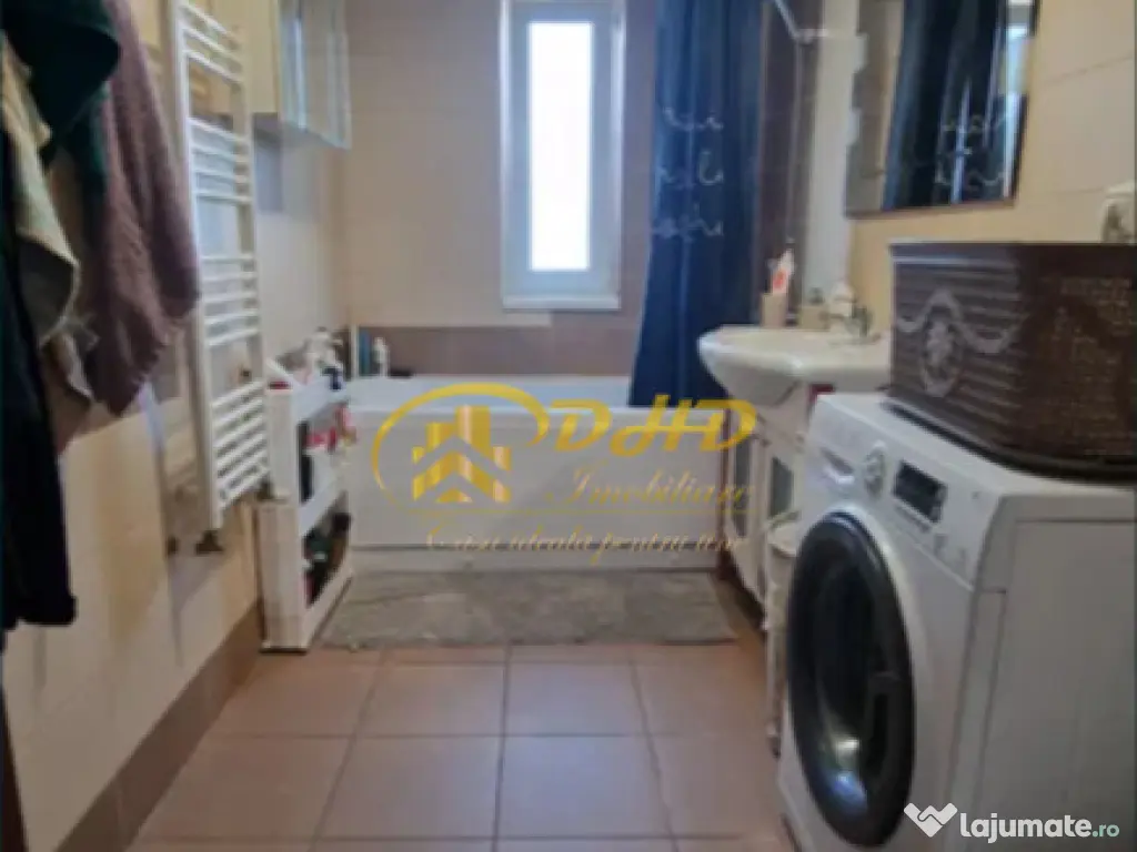 Apartament de vanzare 2 camere D Bucium 