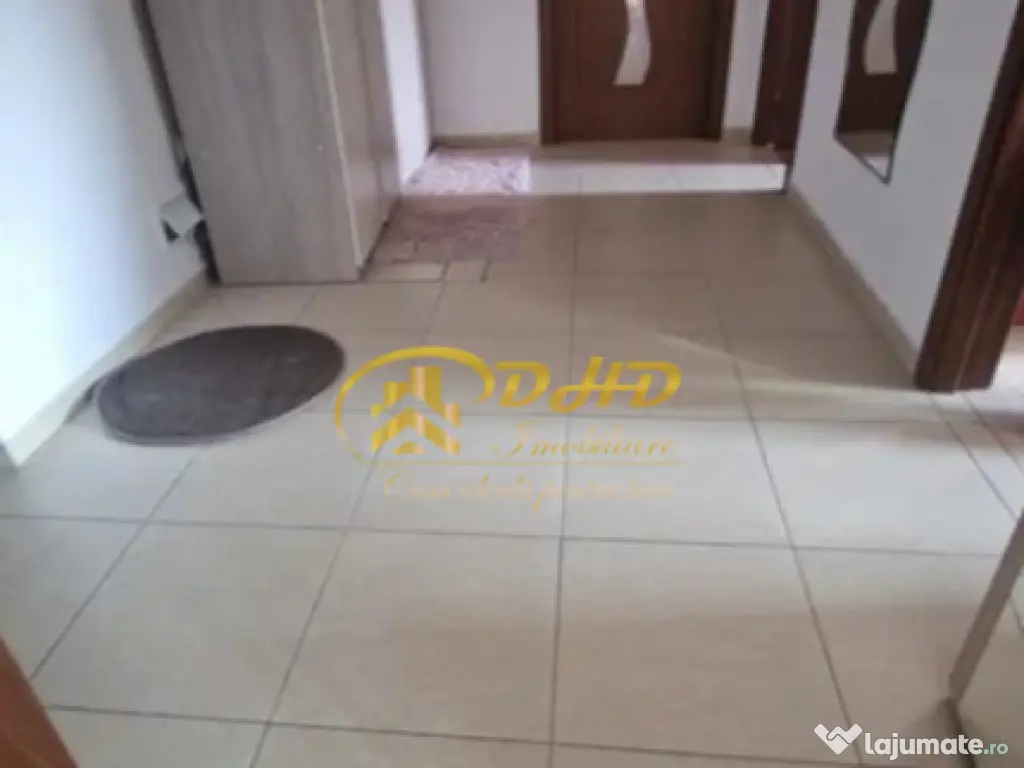 Apartament de vanzare 2 camere D Bucium 