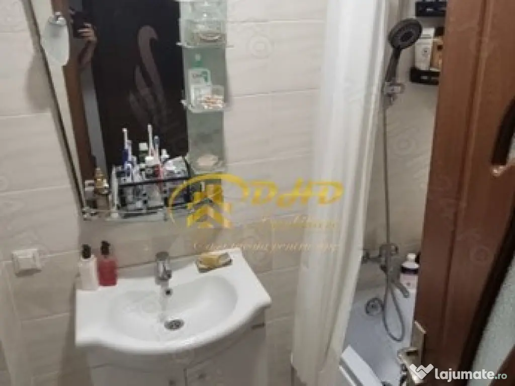 De vanzare, Apartament 2 camere, situat in Bucium 