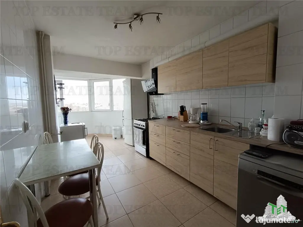 Apartament 3 camere Ion Mihalache- Piata 1 Mai 