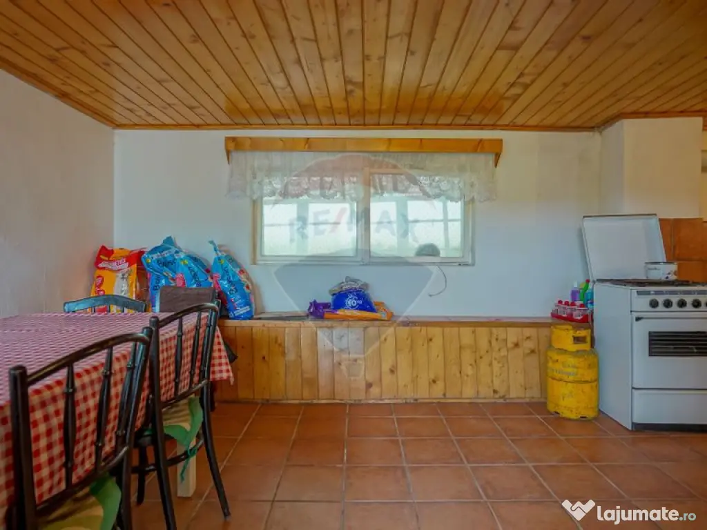 Casă cu 4 camere de vânzare in Racos, COMISION 0%! 