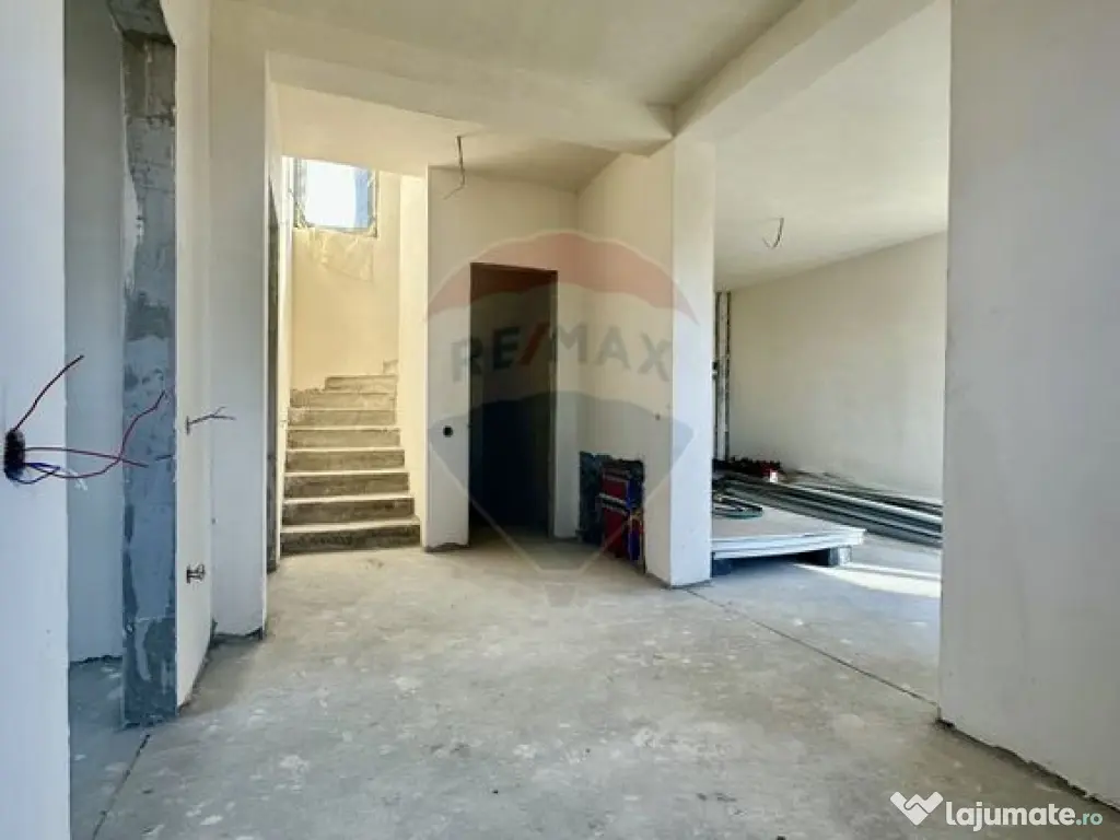 Casa individuala de vanzare in Salicea! 166 MP 