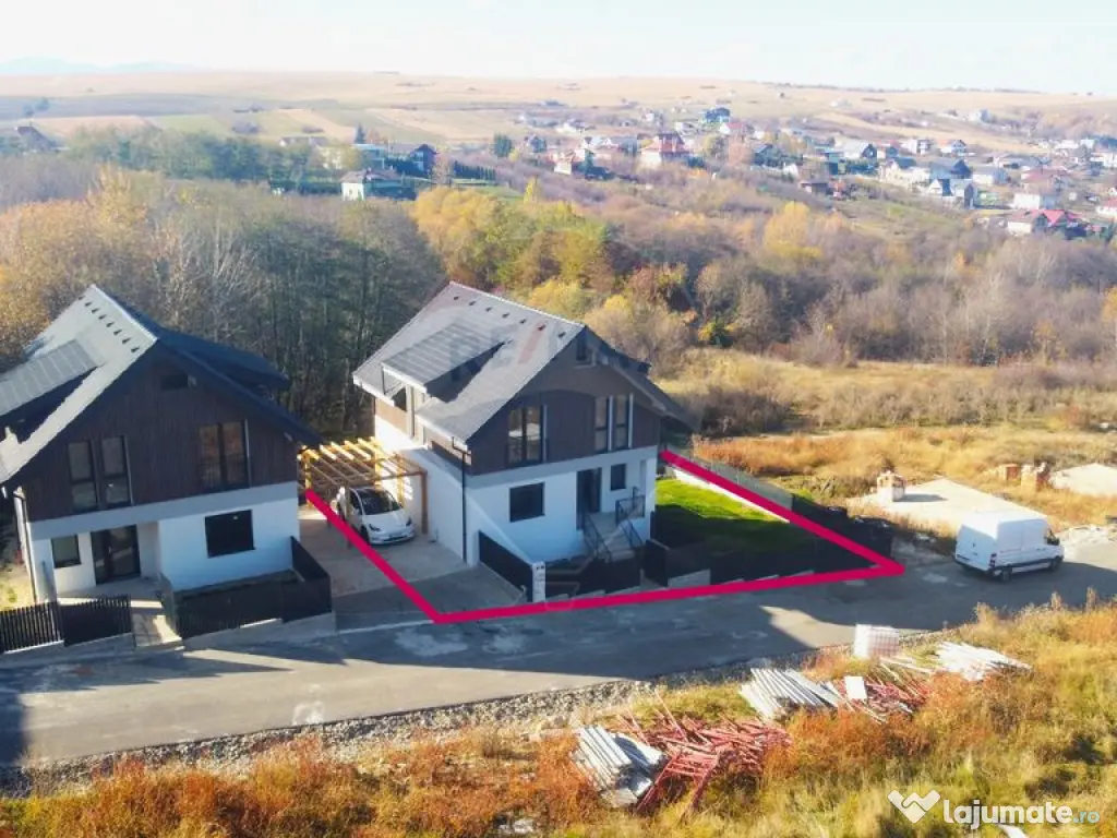 Casa individuala de vanzare in Salicea! 166 MP 