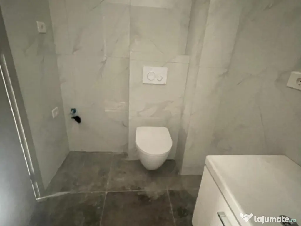 Apartament 2 camere, etaj 2, bloc cu lift, Zona Diamantului–Safirului