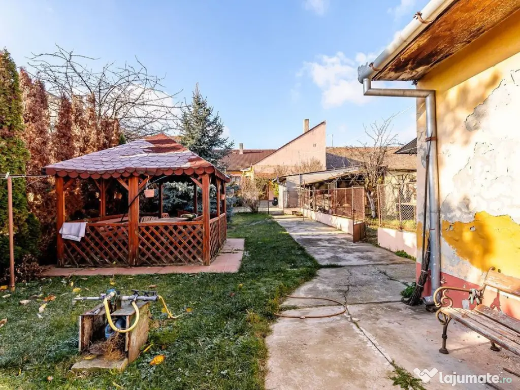 Locuință spațioasă cu grădină mare, în Aradul Nou,... 