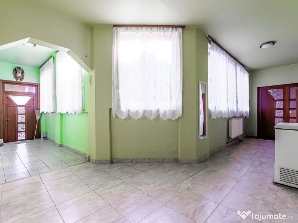 Locuință spațioasă cu grădină mare, în Aradul Nou,... 