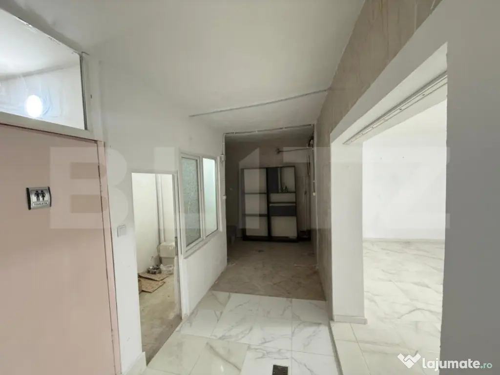 Spatiu comercial, 61 mp, oras Rovinari