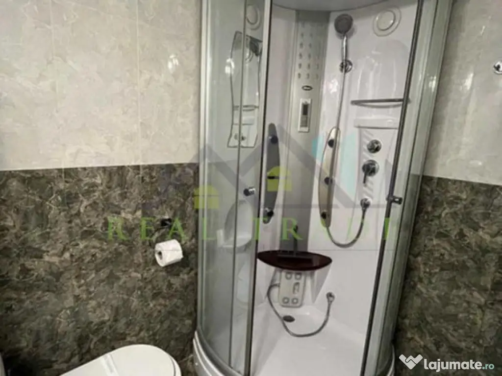 Garsoniera renovata, bloc nou Drumul Poienii