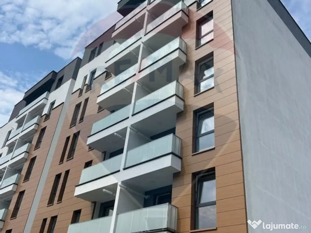 Apartament cu 3 camere de vânzare în bloc nou, zona Cen... 
