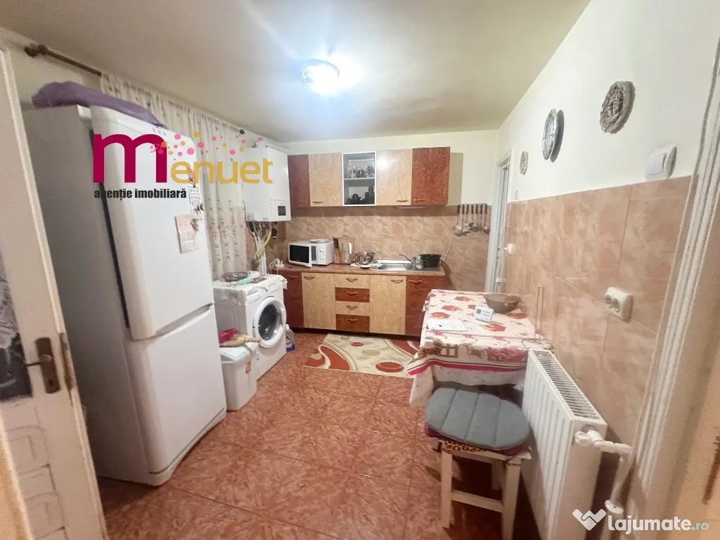 Casa ,zona Elena Doamna, 173 mp 