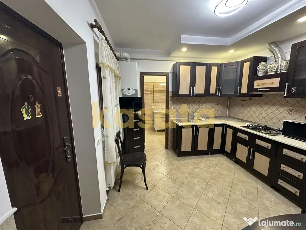 Casă 3 Camere de Vanzare | Curte | Renovată | Magazie 