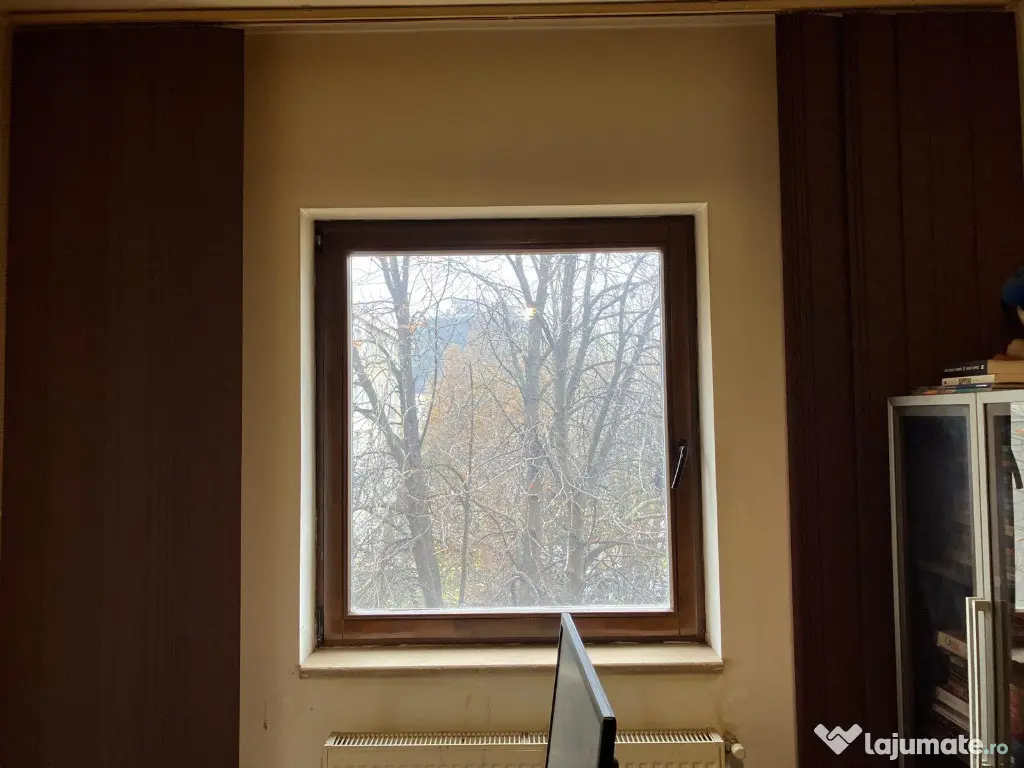 Vand apartament de 2 camere in Deva, zona ultracentrala, etaj 2,