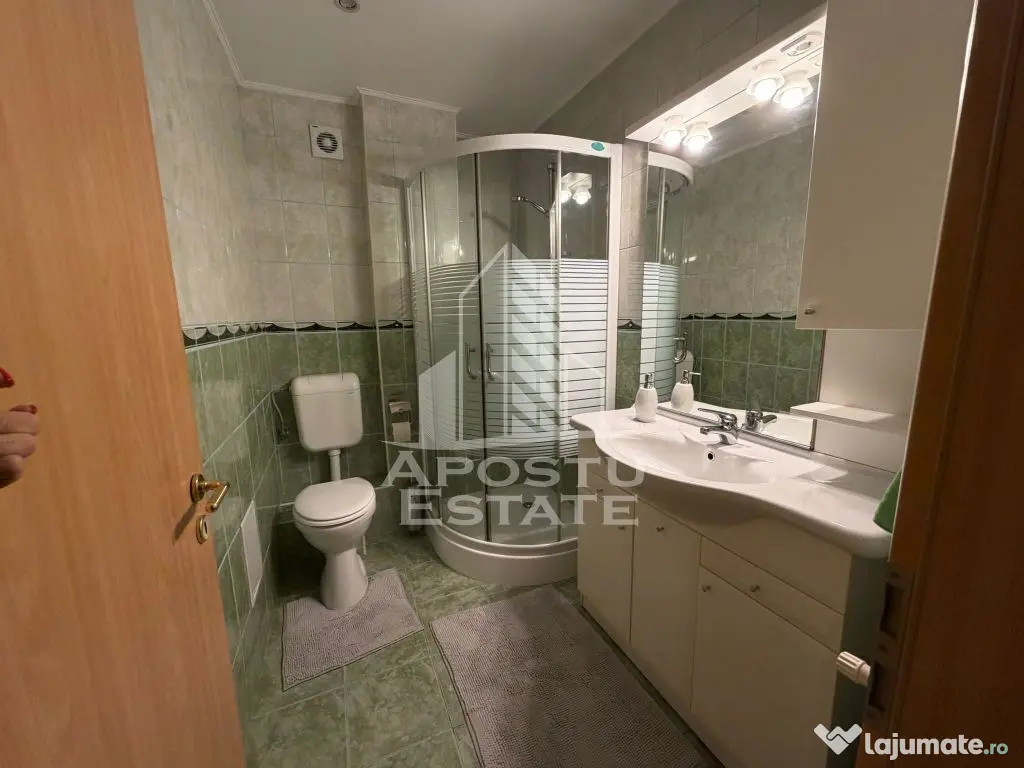 Apartament cu 3 camere decomandat zona Aradului 