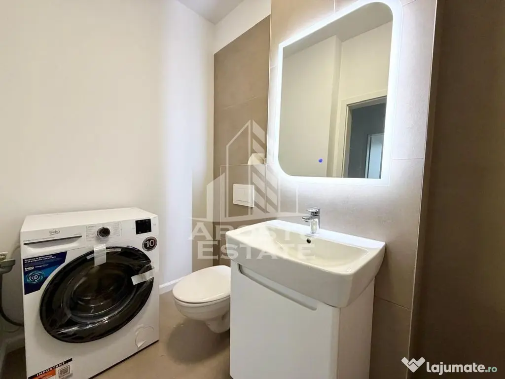 Apartament 2 camere, Decomandat, loc de parcare, Torontal... 