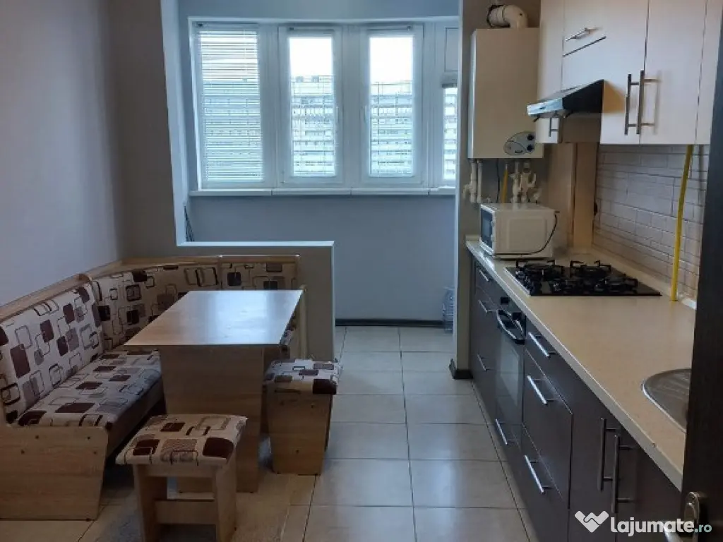 Inchiriere apartament cu doua camere in zona Stefan Cel Mare 