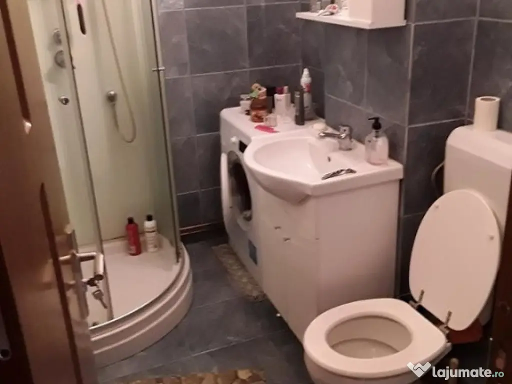 Garsoniera de inchiriat in zona Crangasi 