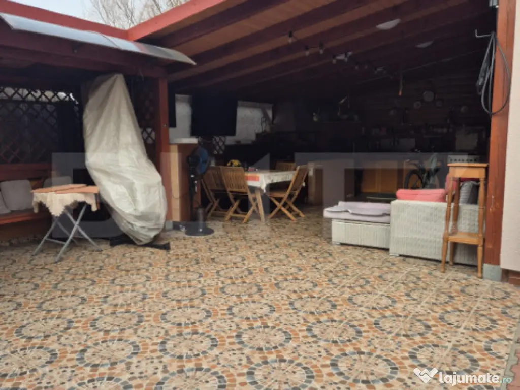 Vila superba de vanzare in Sangiorgiu, zona exclusivista